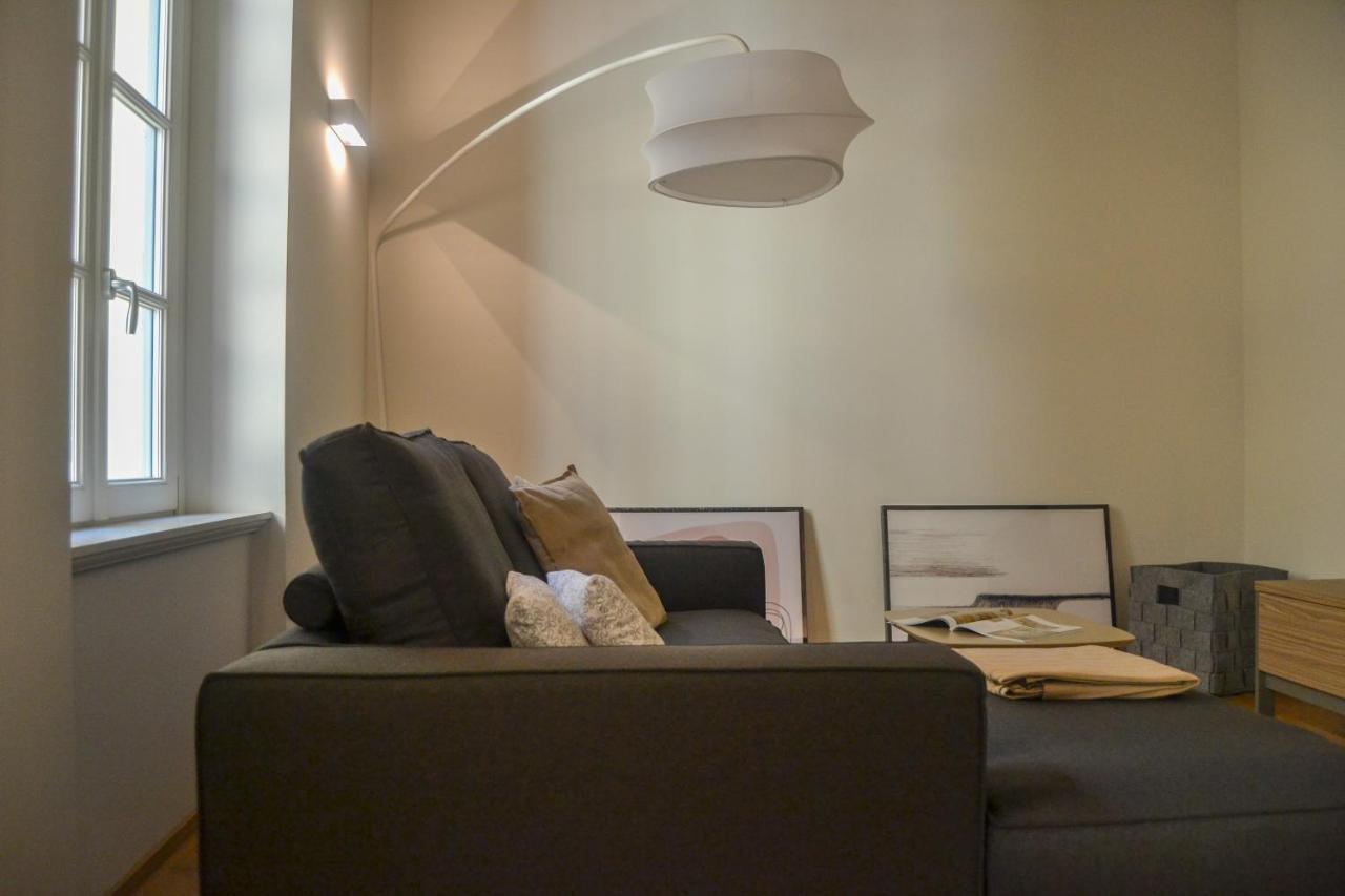 Ferienwohnung Joivy Fulcorina Mailand Exterior foto
