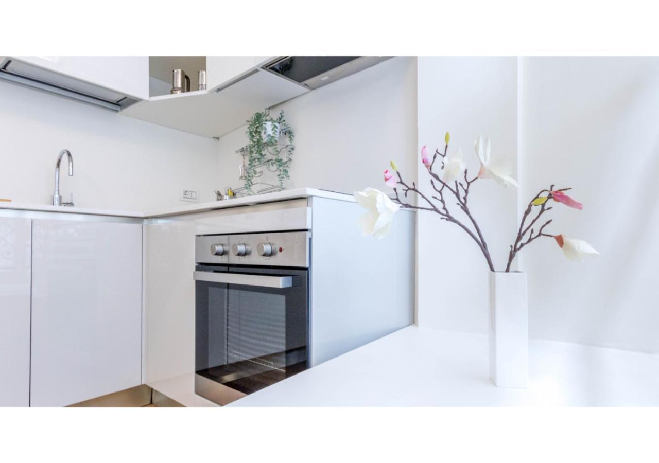 Ferienwohnung Joivy Fulcorina Mailand Exterior foto