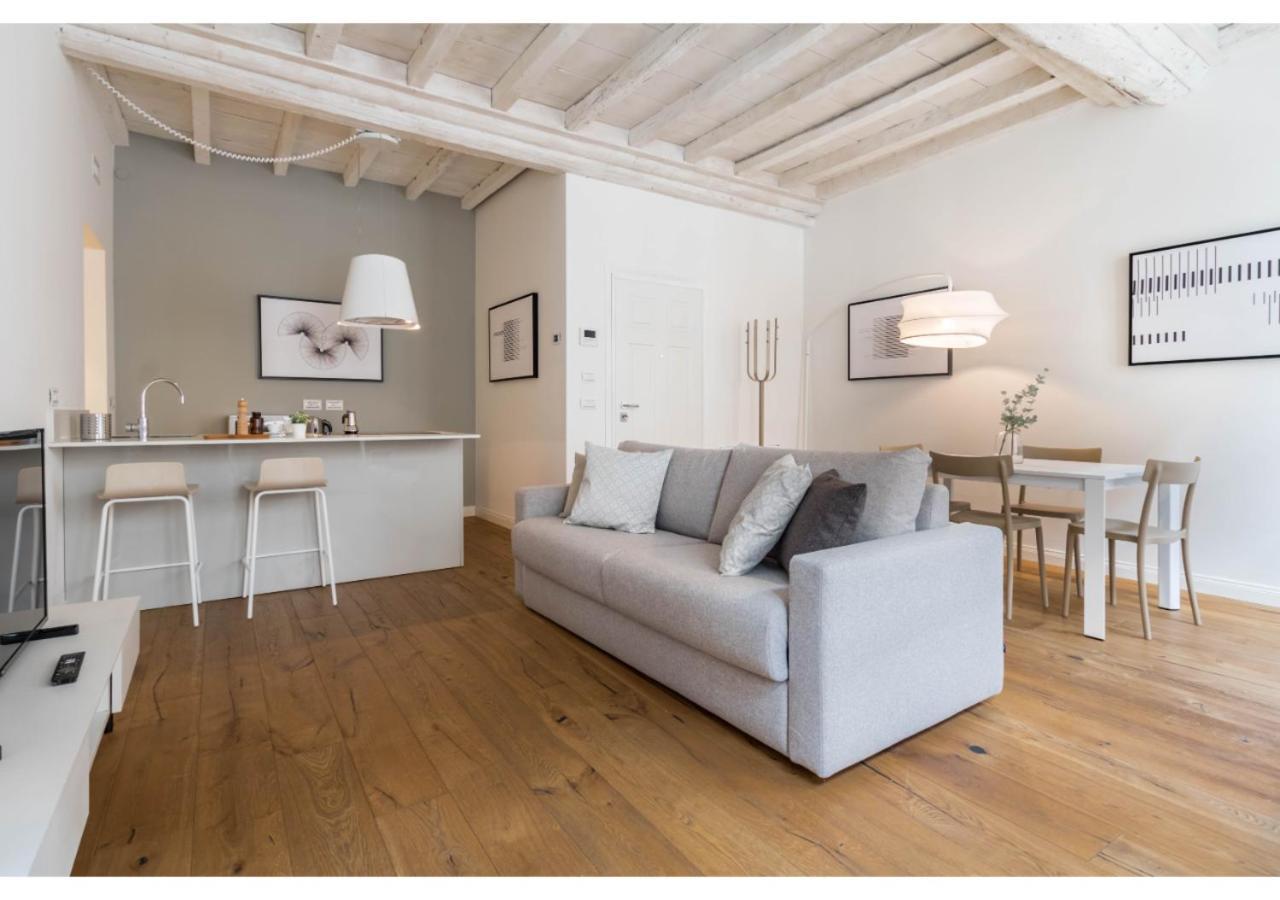 Ferienwohnung Joivy Fulcorina Mailand Exterior foto