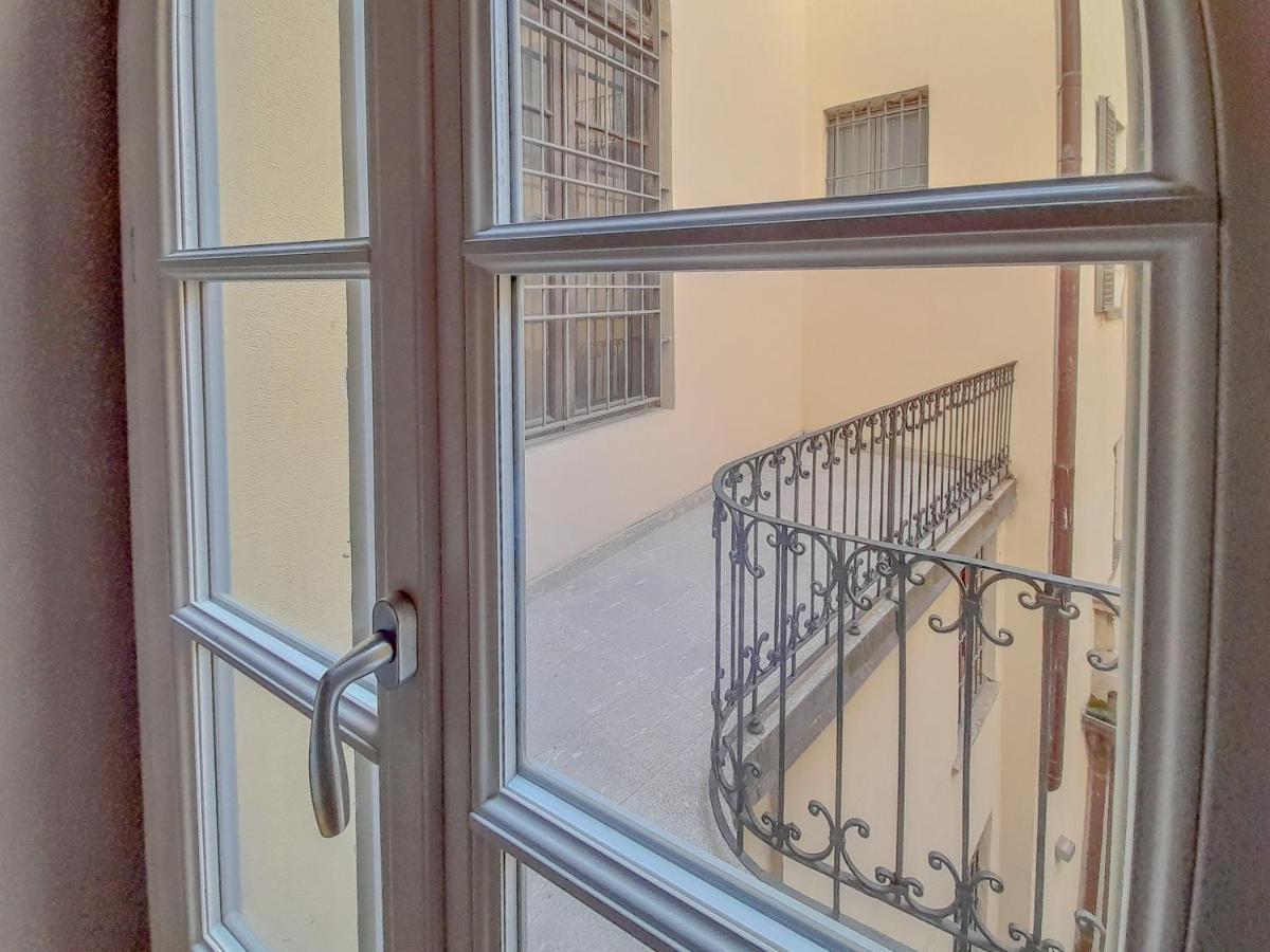 Ferienwohnung Joivy Fulcorina Mailand Exterior foto